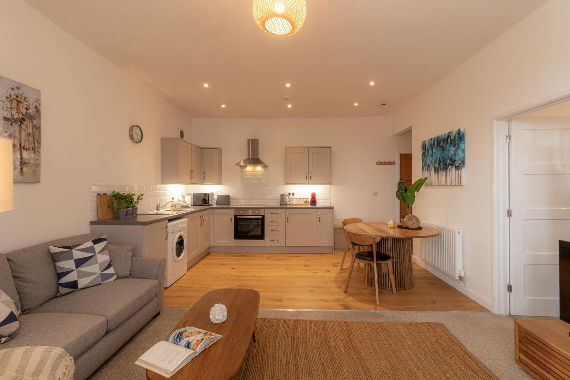 Crescent House Apartments Telford Room photo
